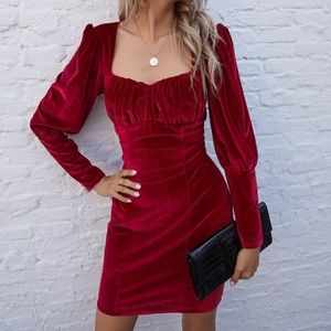 Ruched Bust Gigot Sleeve Velvet Bodycon Dress